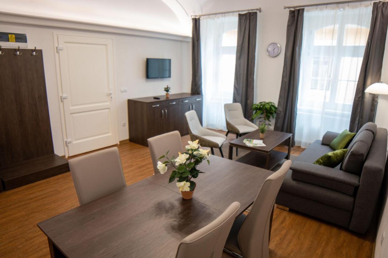 Mecset Apartman Eger Extérieur photo