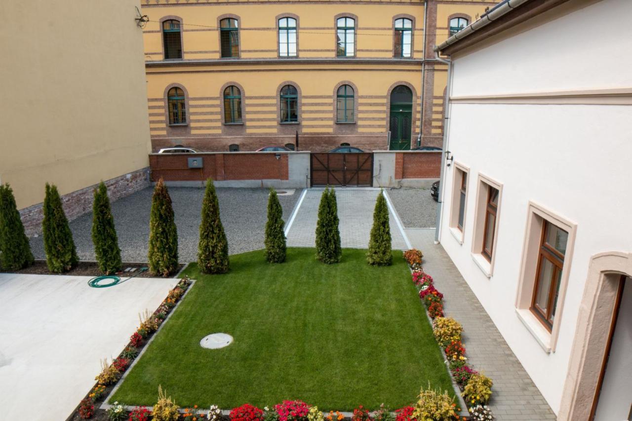 Mecset Apartman Eger Extérieur photo