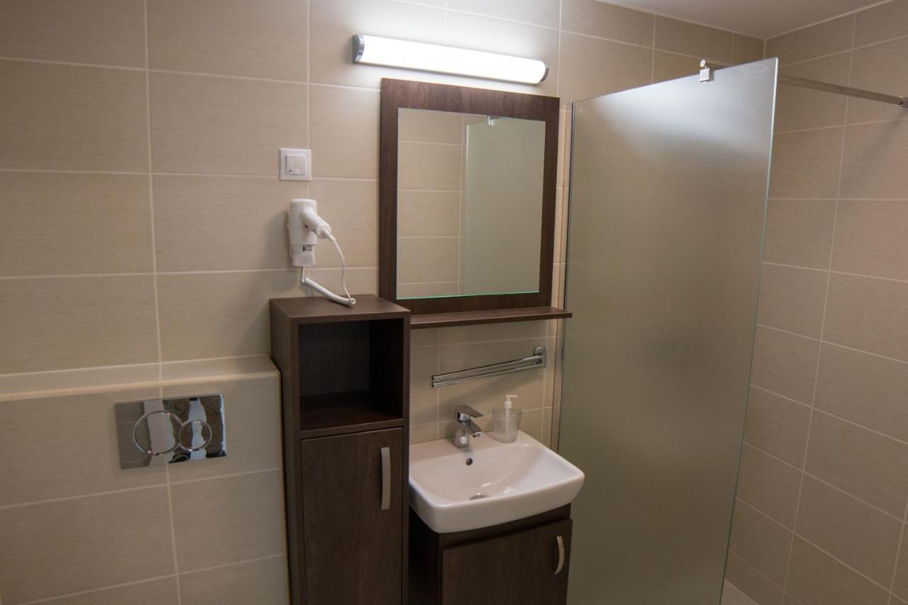Mecset Apartman Eger Extérieur photo